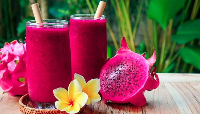 caipirinha de pitaya a fruta do dragao drink 100 exotico 2