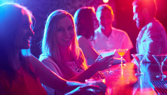 Leia mais sobre o artigo Receita dos 7 Drinks Clássicos mais Pedidos na Noite Brasileira