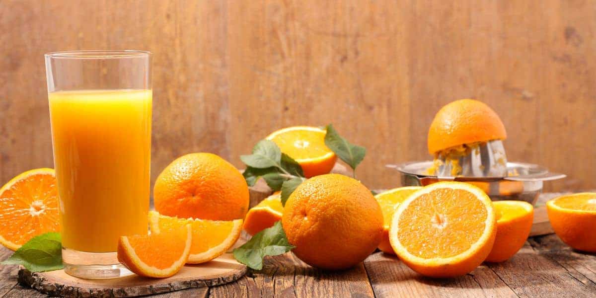 Leia mais sobre o artigo Como fazer suco de laranja com hortelã e abacaxi refrescante e delicioso todas vão amar